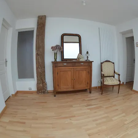 De 15m2 A La Campagne Avec Salle De Bains Vacqueville